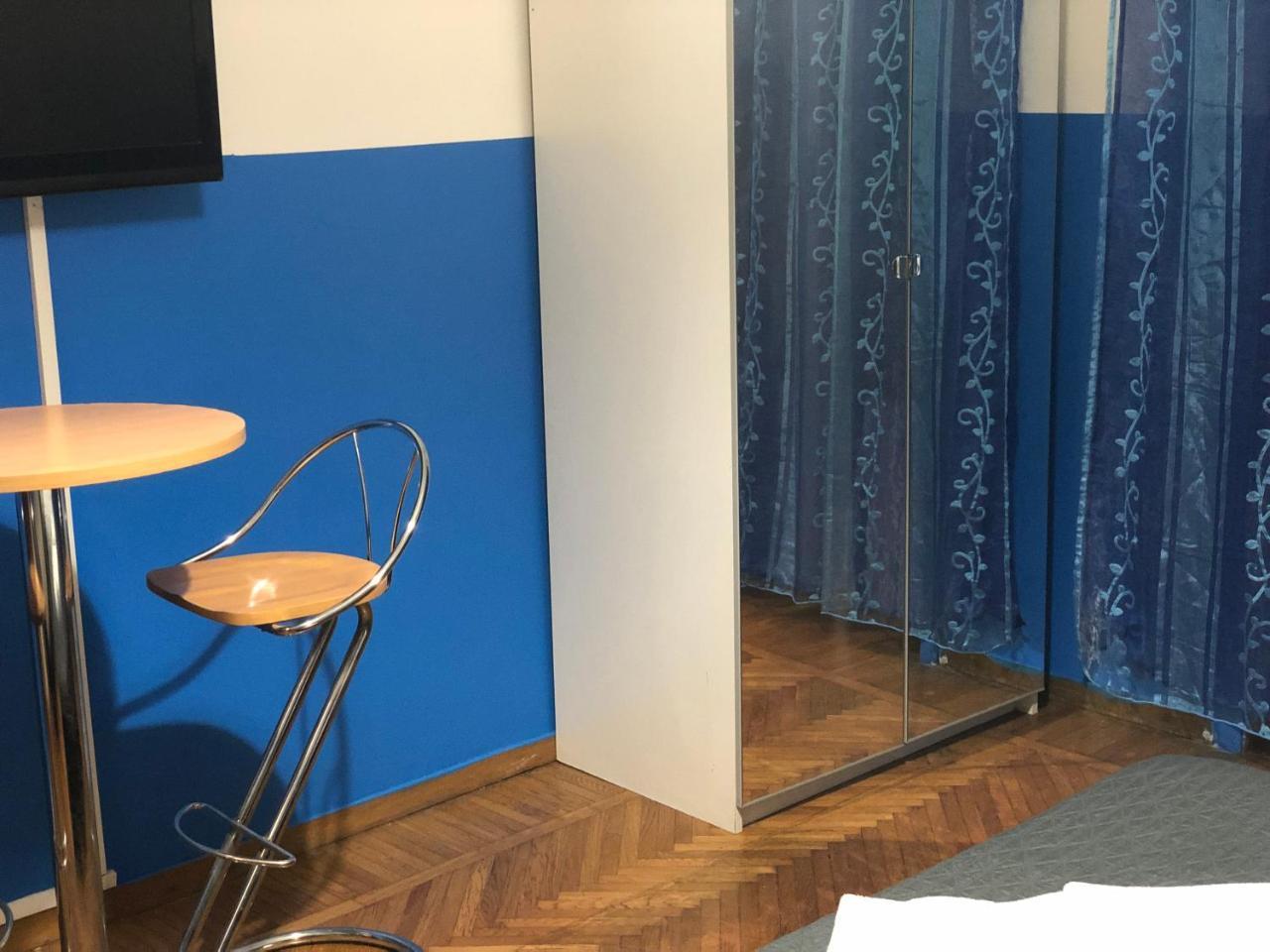 Готель Mangia E Dormi Roma Екстер'єр фото