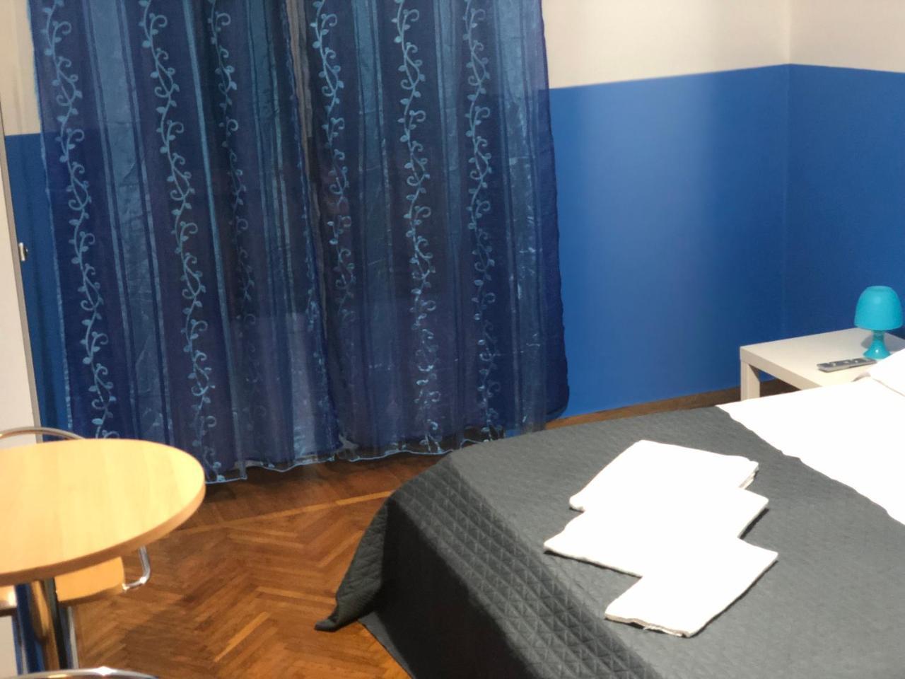 Готель Mangia E Dormi Roma Екстер'єр фото